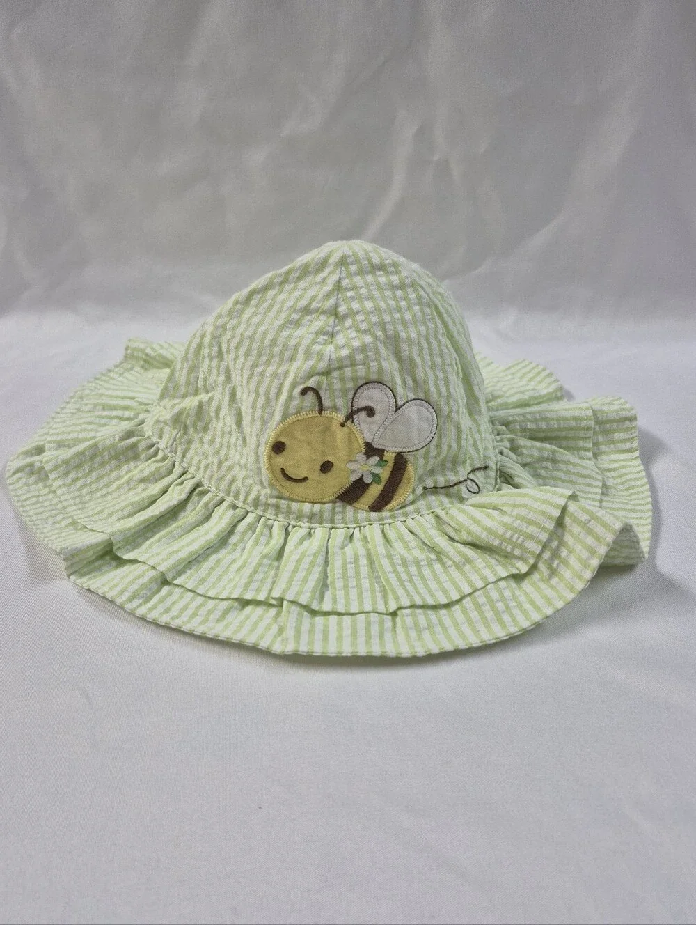 Baby Girl Gymboree 12-18 Month Green And White Striped Bumblebee Hat NWT